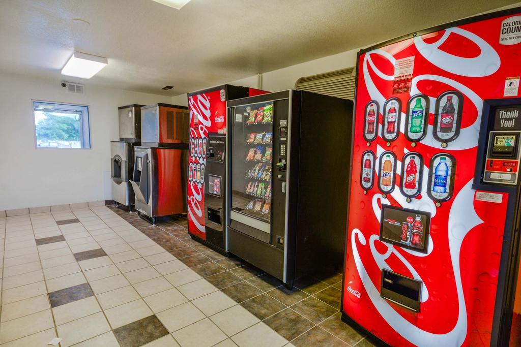 Motel 6-Huntsville, Tx Екстер'єр фото